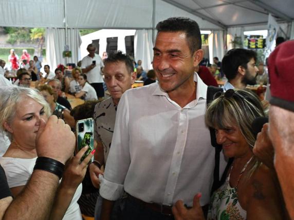 Vannacci è ancora un caso: «Il murale rosa? Nega la realtà, come fare Giulietta nera. Non so se Egonu si sia offesa». Gasparri: a casa