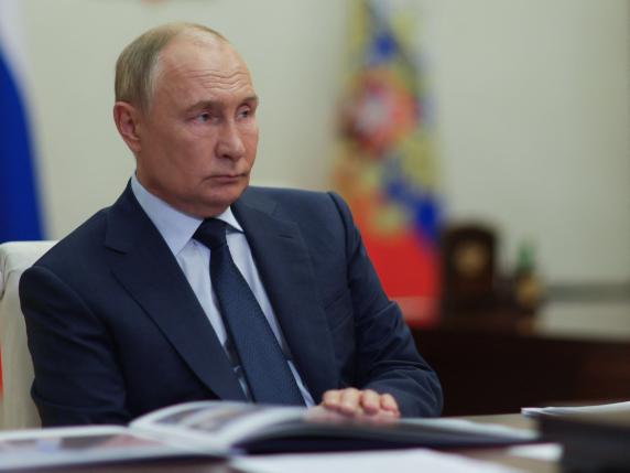 Il silenzio di Putin sullo sfondamento ucraino fa premere i falchi: «Momento pericoloso, serve reagire» Il silenzio di Putin sullo sfondamento ucraino fa premere i falchi: «Momento pericoloso, serve reagire»