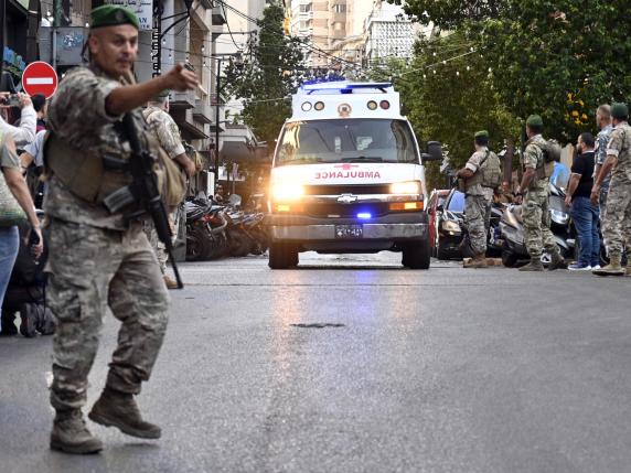 Ore 15,30: tutti i cercapersone esplodono contemporaneamente. Così è scattato il blitz contro Hezbollah: in 500 perdono la vista