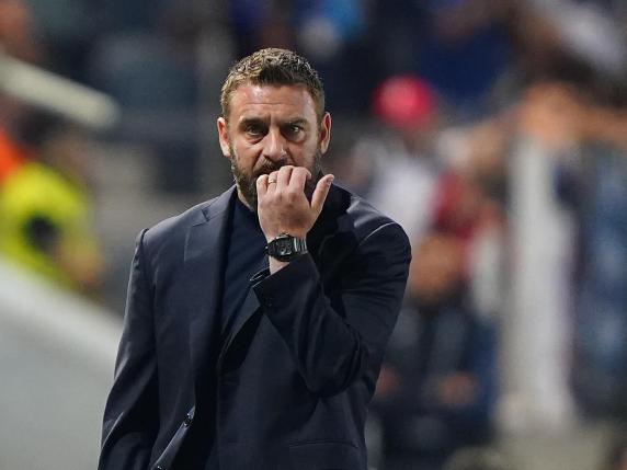 La Roma a sorpresa esonera De Rossi. «Decisione presa nell'interesse della squadra». Ora le ipotesi Sarri, Pioli e  Ranieri 