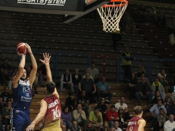 Serie A2, Ju.vi. Cremona - Fortitudo 70-79: la Effe di forza allontana i cattivi pensieri