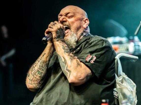 È morto Paul Di'Anno, ex cantante degli Iron Maiden: aveva 66 anni