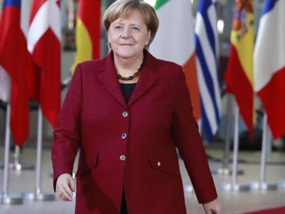 Le memorie di Merkel: «Ecco perché frenai l’ingresso dell’Ucraina nell’Alleanza atlantica»