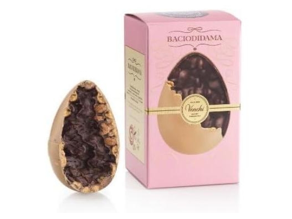 Uova Di Pasqua Dorate In Cestino Isolato Fotografia Stock - Immagine Di - Foto 5