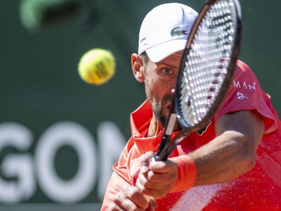 Djokovic nella storia, trionfa a Ginevra dopo tre ore di battaglia con Hurkacz e vince il centesimo titolo in carriera