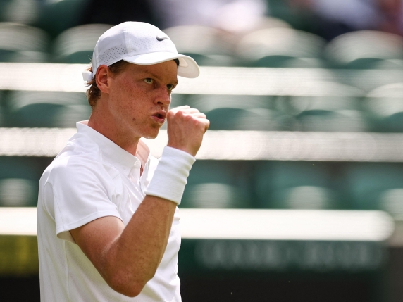Wimbledon, Sinner sul velluto all'esordio: battuto Nardi, sfiderà Vukic. Musetti ko Finale 6-4 6-3 6-0 