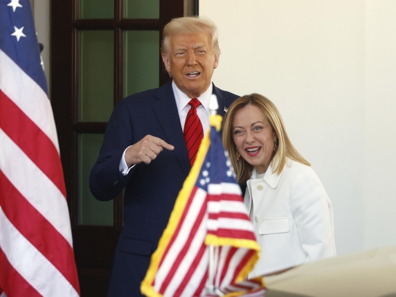 Il libro di Vespa. Meloni: «Io e Donald? Rapporto da amici. Apprezza che parli in modo franco»