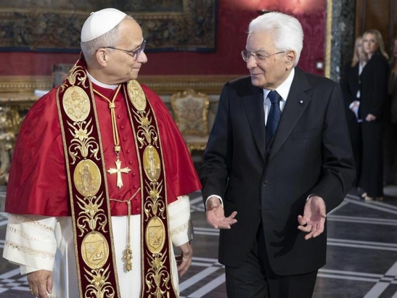 Papa Leone al Quirinale. Mattarella: «Medio Oriente, due Stati unica soluzione. La guerra in Ucraina getta insicurezza sull'Europa» 