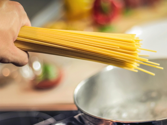 La Pasta, Simbolo dell'Identità Italiana: Consumi e Preferenze degli Italiani