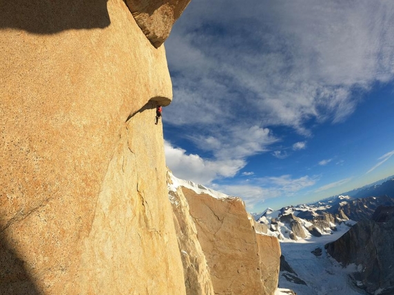 L'alpinismo autentico: una ricerca di sé stessi lontana dal business e dal turismo di massa