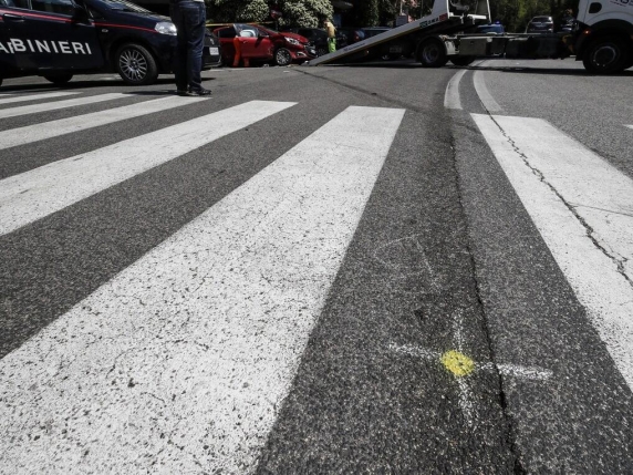 Tragedia nel Bolognese: giovane studentessa di 18 anni muore investita sulle strisce pedonali