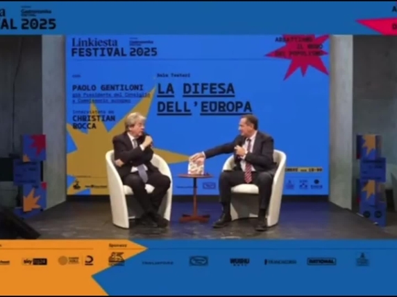 Gentiloni esprime scetticismo sull'alternativa a Meloni: "Buona fortuna se pensate che esista già"