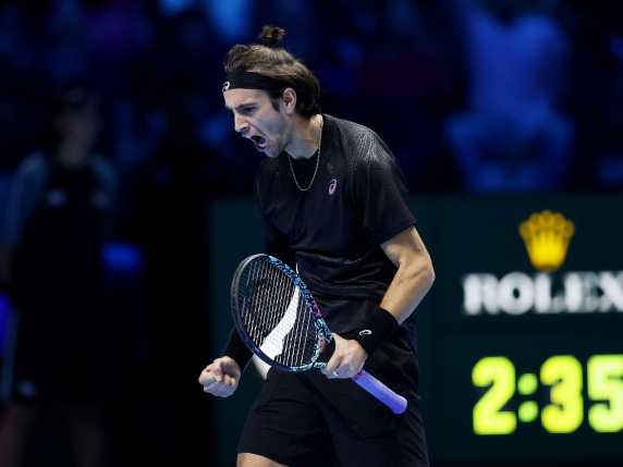 Lorenzo Musetti Trionfa contro Alex De Minaur in una Notte di Purissima Magia Tennis