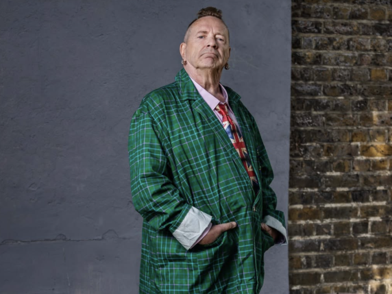 John Lydon definisce Donald Trump come il Sex Pistols della politica dopo un incontro deludente