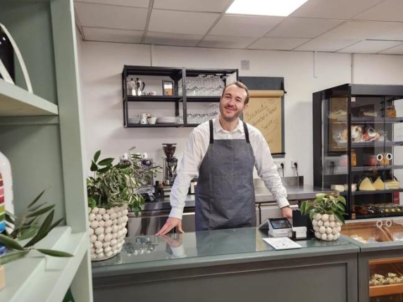 Quirin, tedesco di 32 anni ucciso dal fango mentre salvava una vicina: corpo trovato