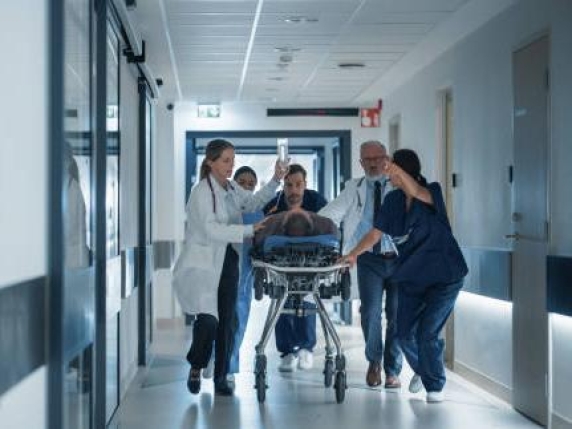 In gennaio, la carenza di medici potrebbe ridurre del 50 % il personale disponibile