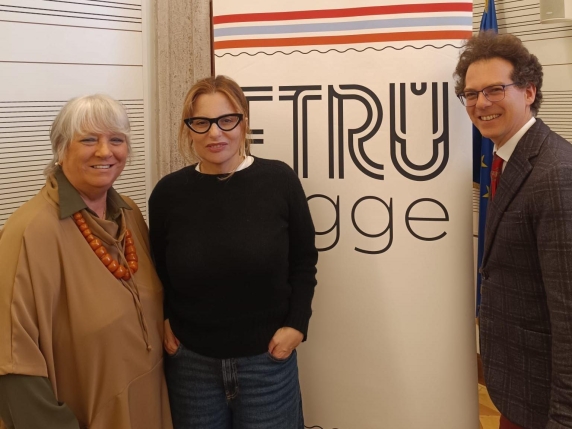 Regalare un libro a Natale: un gesto di attenzione e cura