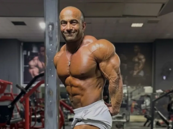 Bodybuilder iraniano Faramarz Azizi scompare a 30 anni: qualificato ai Mondiali ma non selezionato per la nazionale