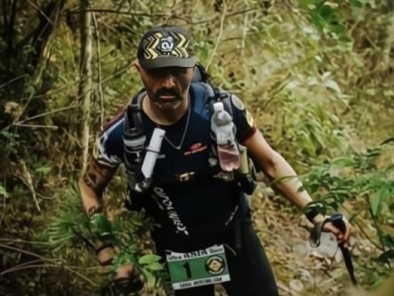 Giuseppe De Rosa vince per la quarta volta il mondiale di ultramaratona, dopo aver percorso 200 km in Senegal