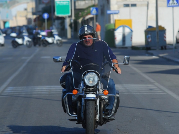 Michele Emiliano: l'ultimo giorno di governatore, presenta la figlia Ninetta e mangia orecchiette