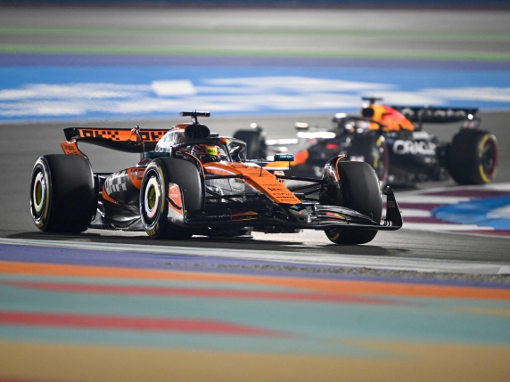 Gran Premio del Qatar: Piastri davanti a Norris, Verstappen al primo dopo la sosta, Leclerc nona posizione