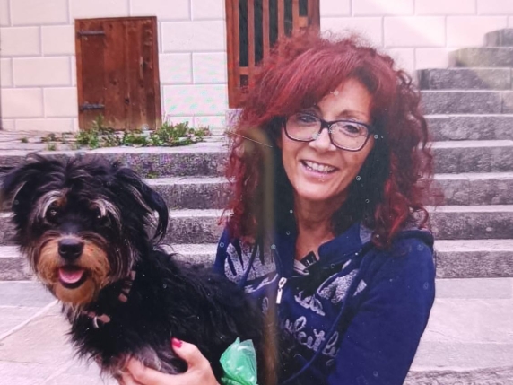 Gisella Boldini colpita dall'ex con l'acido: «L'accusa cambiata perché potevo lavarmi in negozio? Assurdo»