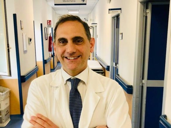 Arrestato in flagranza primario dell'ospedale Sant'Eugenio di Roma: ha intascato una tangente da un imprenditore Arrestato in flagranza primario dell'ospedale Sant'Eugenio di Roma: ha intascato una tangente da un imprenditore