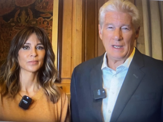 Richard Gere e la moglie Alejandra per «TuttiContano», il censimento degli homeless in Italia