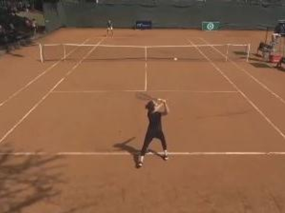 Si presenta a un torneo di tennis senza saper giocare, incredibile in Kenya: perde 6-0 6-0 con la numero 1026