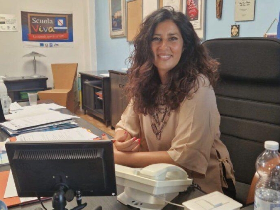 Scuola di Ponticelli chiede controlli con metal detector per contrastare la diffusione di coltellini negli zaini