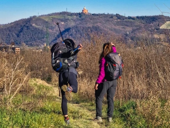 Chiese, eremi e verdi colli sulla Via dei Brentatori, l'antica strada del vino