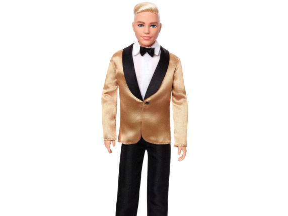 Ken compie 65 anni, il fidanzato di Barbie diventa (anche) trendsetter e talent. E ha vinto un'Olimpiade invernale