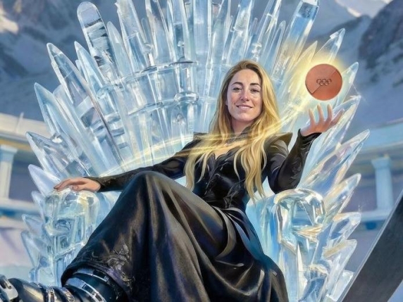 Goggia sul trono ghiacciato e super-Lollobrigida. Nevicata di critiche sulle foto con l'AI: "Così celebrate le imprese umane?"