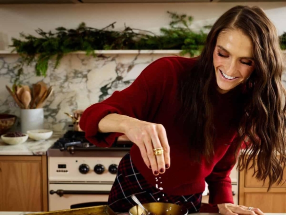 Tieghan Gerard, la food creator da 5,4 milioni di follower a Milano per tifare il fratello (oro olimpico): «Qui il cibo è storia»