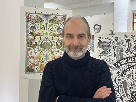 Lorenzo Petrantoni, il pubblicitario diventato mago dei collage: «Ho iniziato la sera a casa, così per il gusto di farlo. In una notte l'idea giusta per Newsweek»