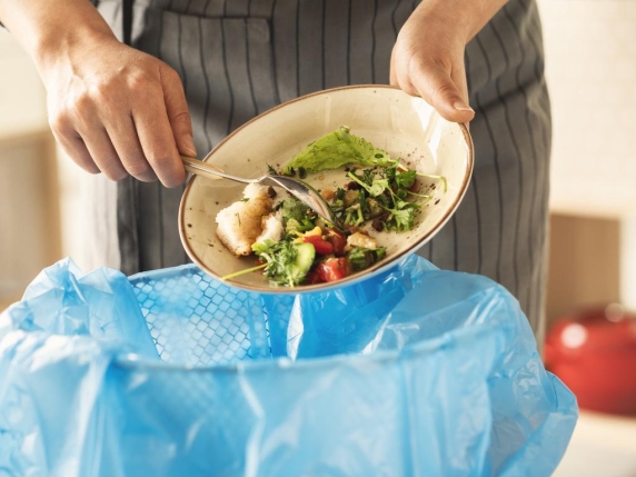 Ogni giorno nel mondo viene sprecato un miliardo di pasti: i consigli di Coldiretti per gettare meno cibo possibile