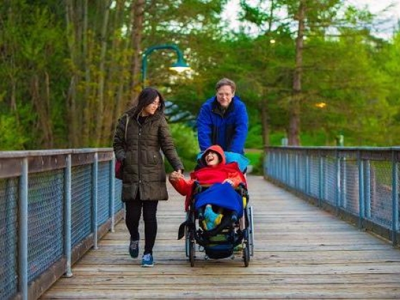 Otto milioni di caregiver La legge e le richieste:più fondi e il nodo pensioni