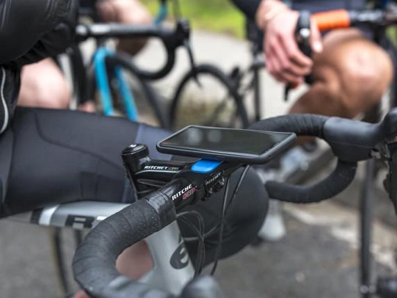 
                                    
                                Supporti smartphone per bici, ecco i migliori e più sicuri