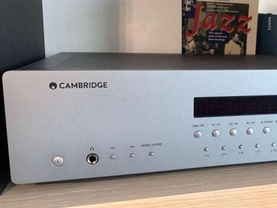 
                                    
                                Cambridge Audio AXR100D, quando l'hi-fi incontra la musica liquida