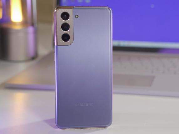 
                                    
                                Samsung Galaxy S21 recensione: una macchina fotografica che entra in tasca