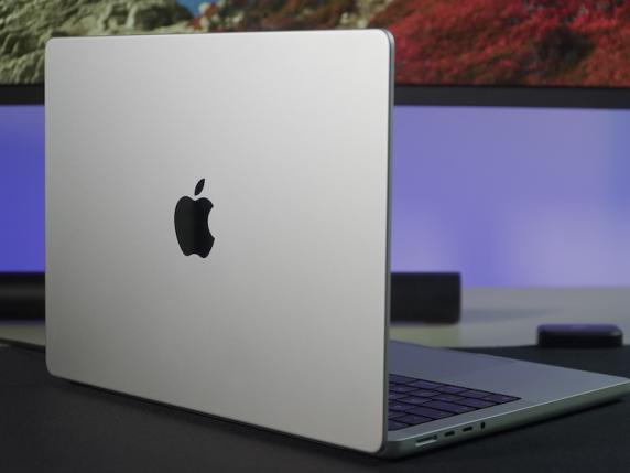 
                                    
                                MacBook Pro 14 2021, recensione: rivoluzionario, anche nel prezzo