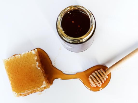
                                    
                                Miele: crema, scrub e tutti i prodotti per la beauty routine