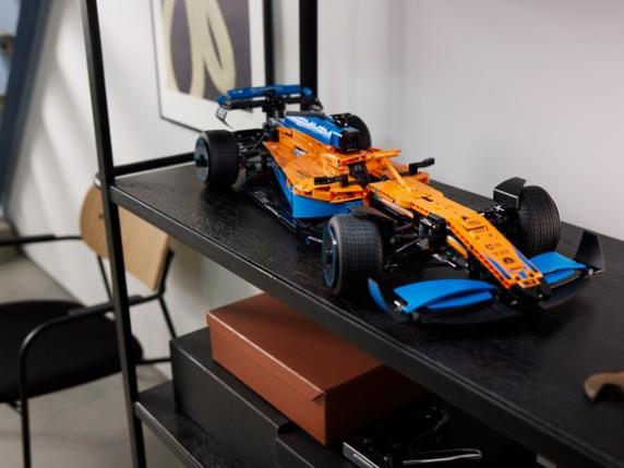
                                    
                                Lego Technic, ecco la McLaren di F1: quando arriverà e il prezzo