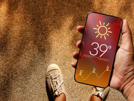 
                                    
                                Smartphone e caldo estivo: i consigli per limitare il surriscaldamento