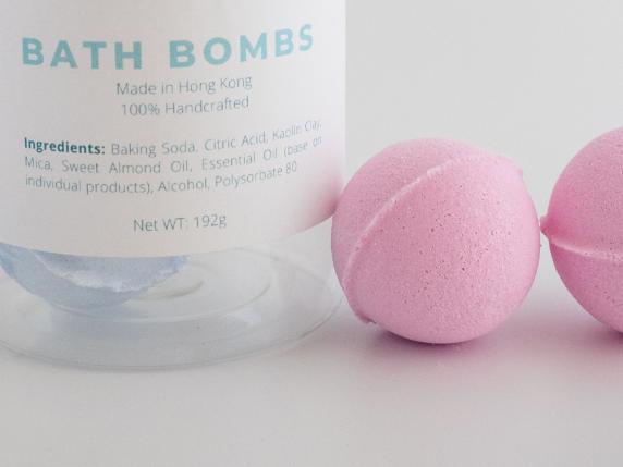 
                                    
                                Bombe da bagno, le migliori bath bomb in offerta ora per la Black Friday Week