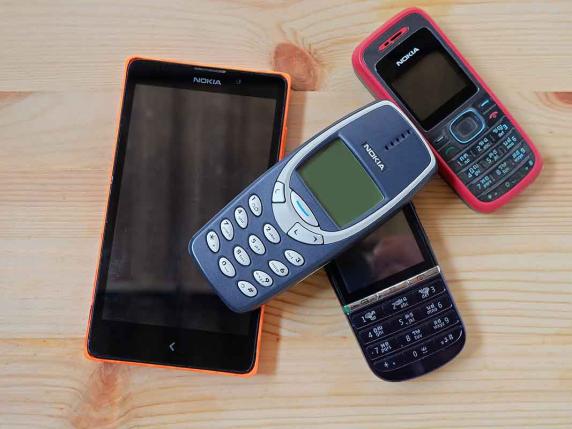 
                                    
                                I vecchi cellulari che valgono una «fortuna»: il revival di alcuni modelli storici