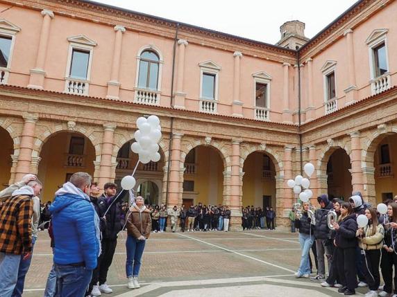 Edoardo Zattin morto durante l'allenamento di boxe: riscontrato un colpo  alla testa. Aperta un'inchiesta