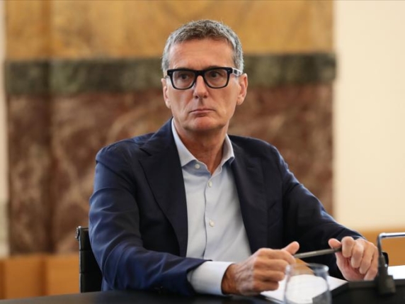 EssilorLuxottica approva contratto integrativo: bonus di compleanno e giorno di permesso in più