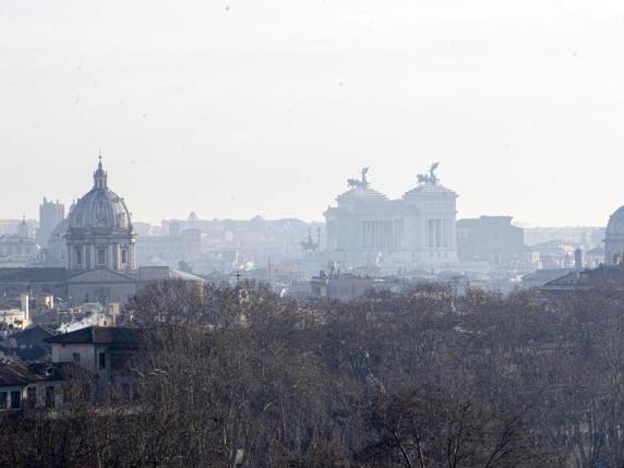 Roma perde 5 posizioni nella classifica della qualità della vita: sicurezza sociale peggiora, reddito cresce