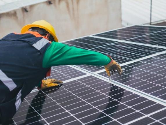 Ikea ha cominciato a commercializzare nuovi impianti fotovoltaici: vale la pena acquistarli?